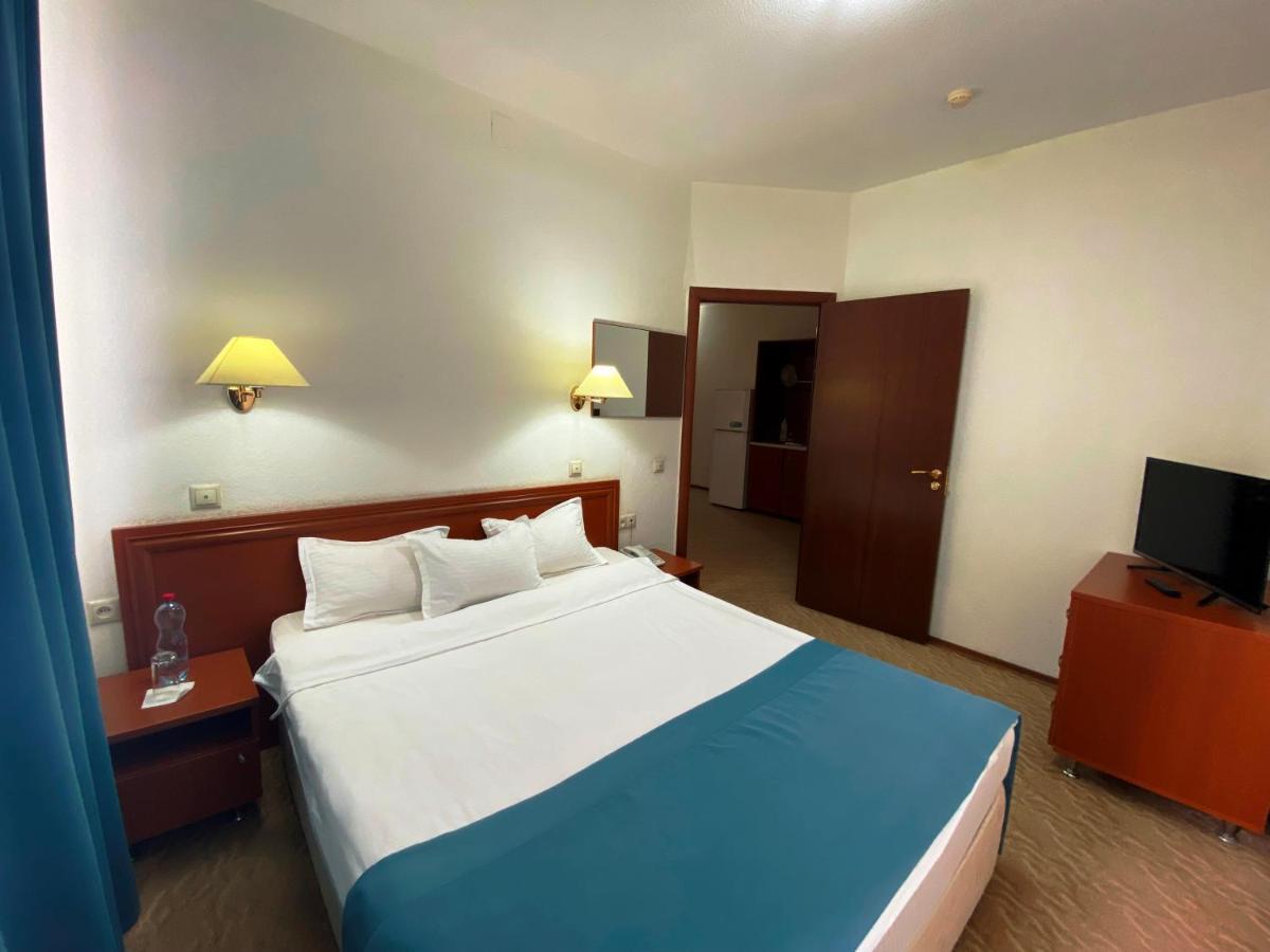 Atyraū Tengri Hotel מראה חיצוני תמונה