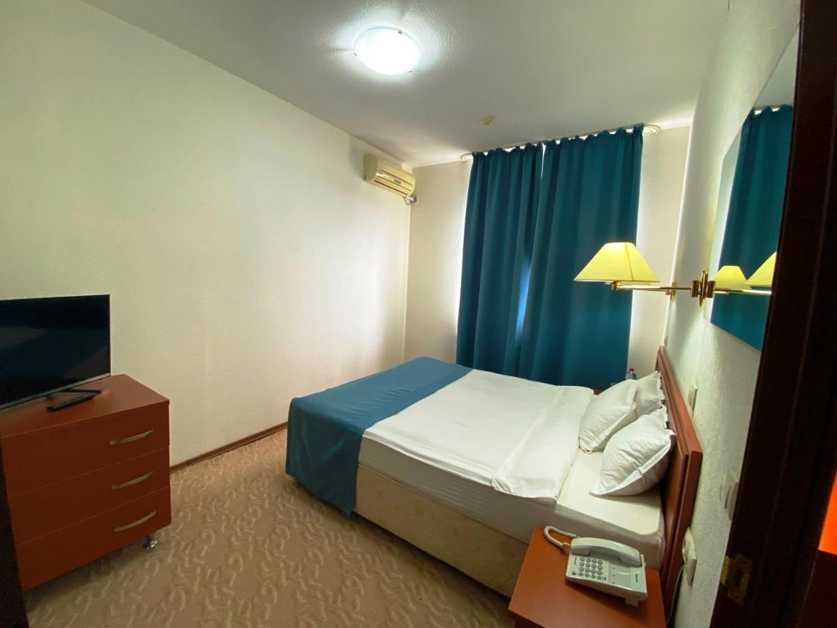 Atyraū Tengri Hotel מראה חיצוני תמונה